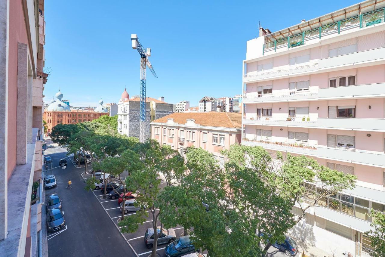 Hotel Campo Pequeno Prestige Lisboa Exterior foto